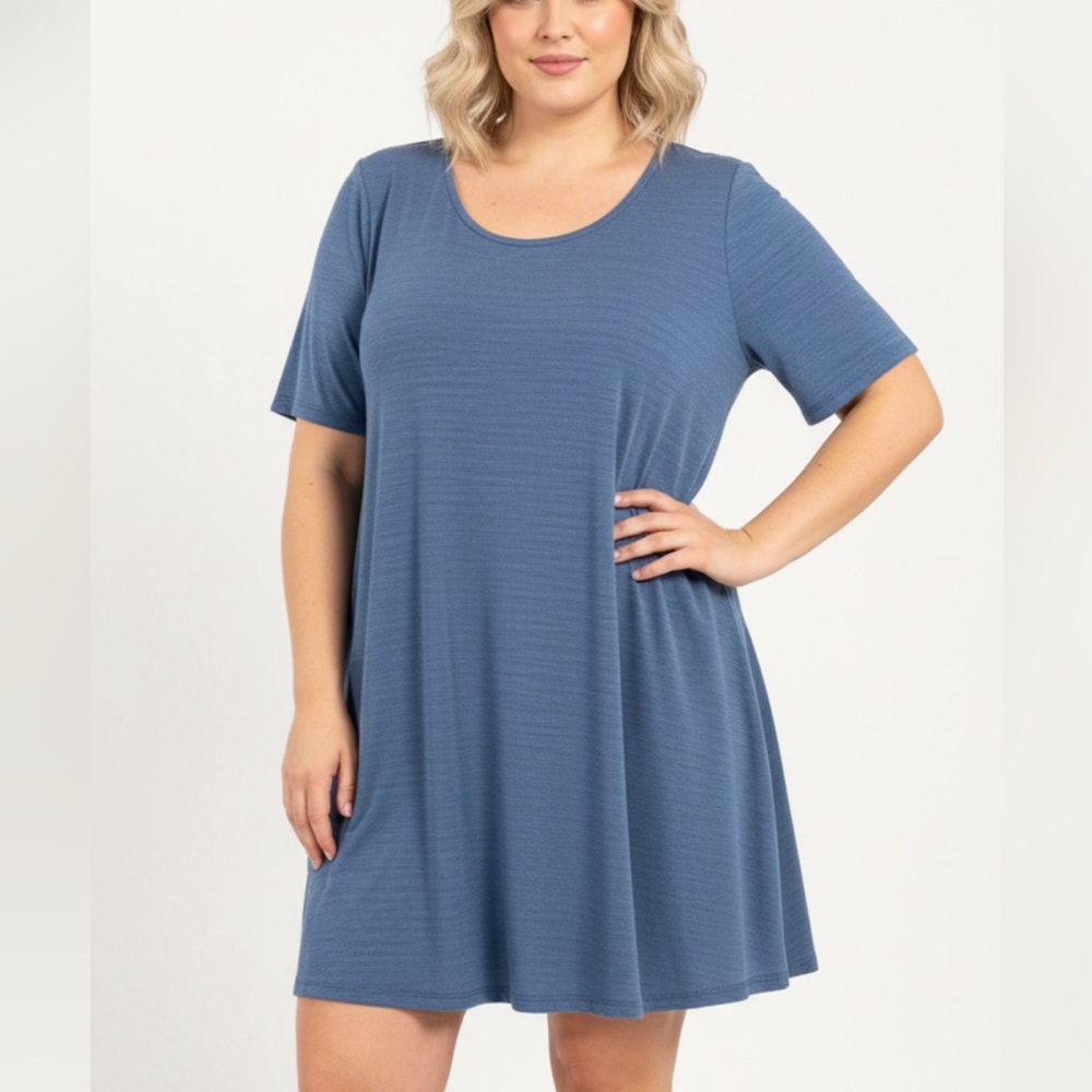 308‎ - LuLaRoe - Heather Blue Top - Size M
